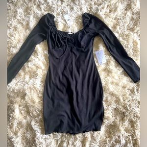 Black dress • BRAND NEW​​​